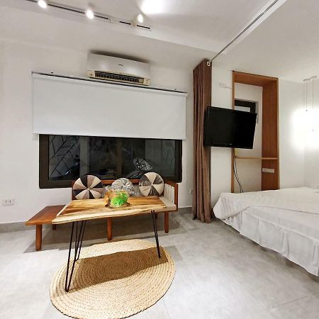 20X19 Apartment Hanoi Exterior foto